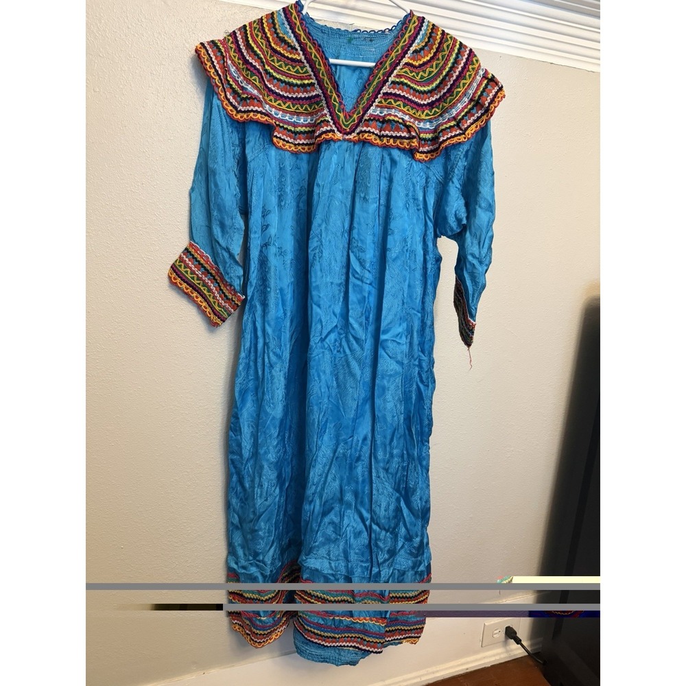 Handmade Embroidered Kabyle dress Kaftan Dress Vibrant Colors 3/4 Sleeve